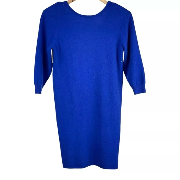 Frame Cashmere Blend
Strong Shoulder
Minidress In Blue Size
SP. NWOT - Picture 4 of 7